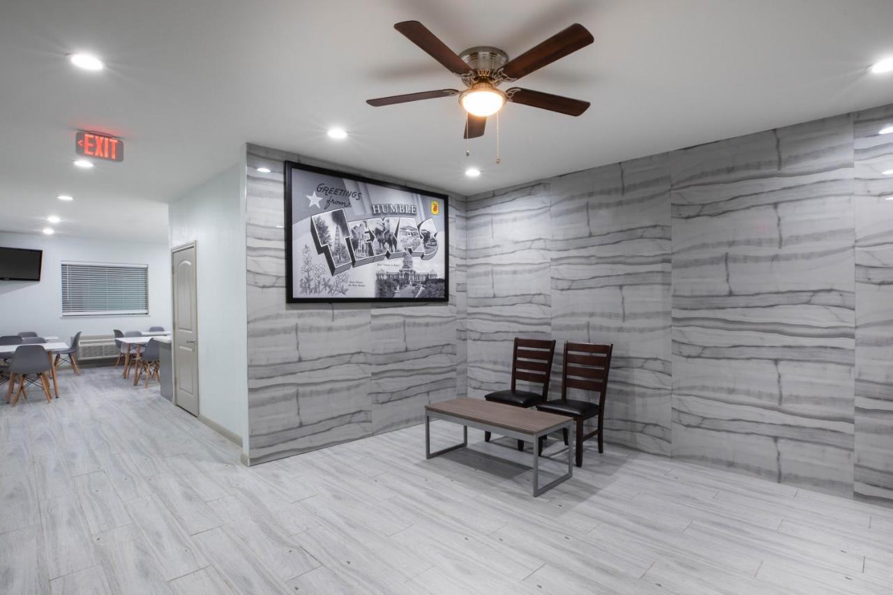 Super 8 By Wyndham Humble Houston Fallcreek Exterior foto